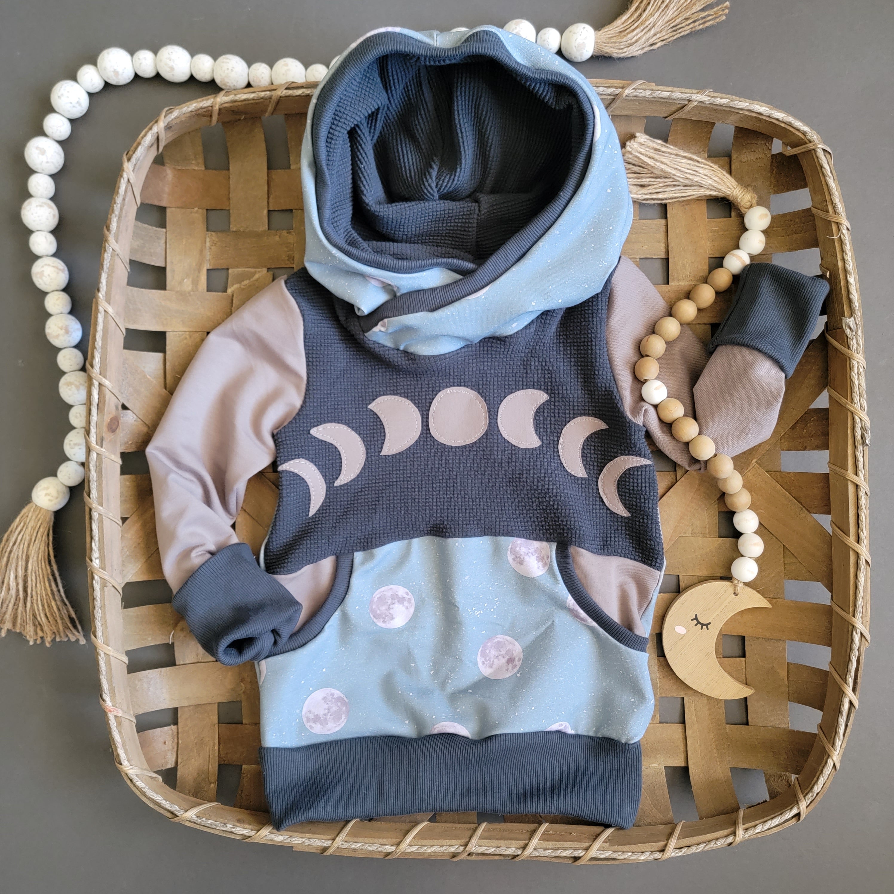 Moon phase hoodie size 3-6y