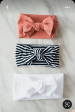 Load image into Gallery viewer, Kenzie Wrap Bow
